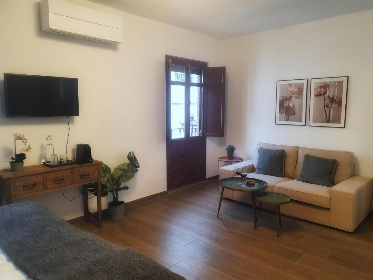 Olive Tree Bed And Breakfast Olvera Kamer foto